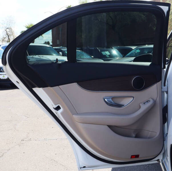 2019 Mercedes-Benz C-Class C 300