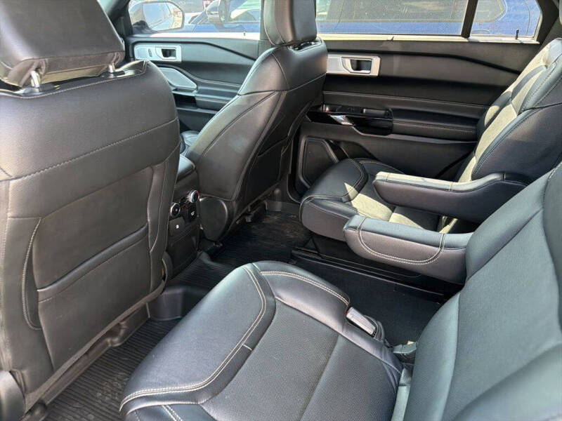 2022 Ford Explorer ST