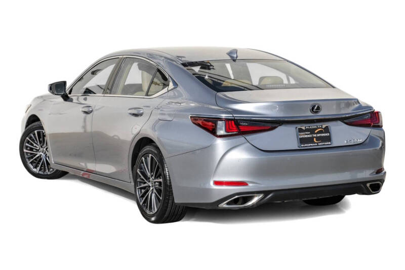 2022 Lexus ES 350