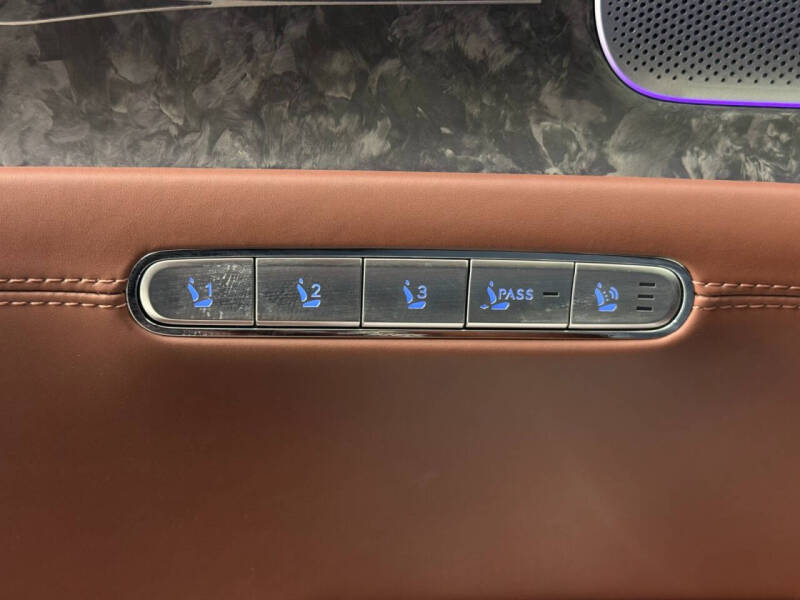 2024 Genesis G90 3.5T e-Supercharger