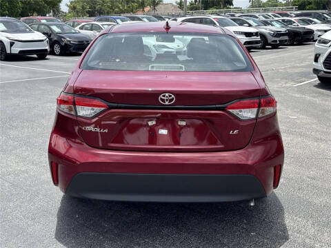 2025 Toyota Corolla LE