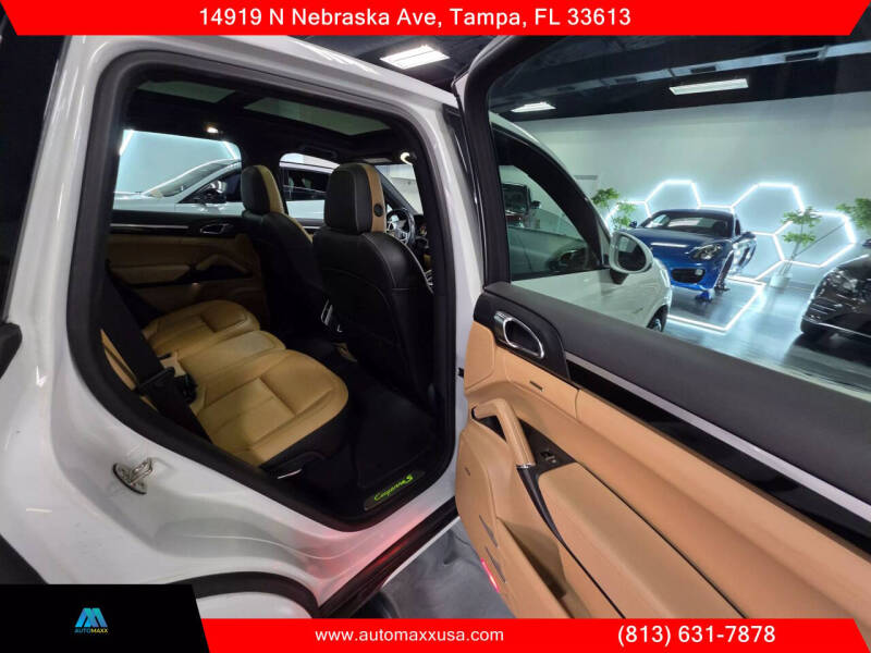 2017 Porsche Cayenne S E-Hybrid Platinum Edition