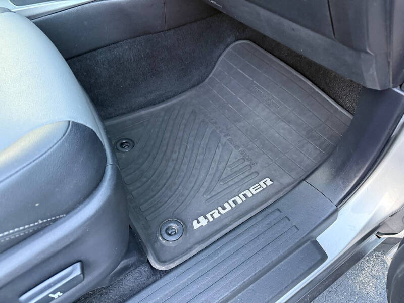 2014 Toyota 4Runner SR5