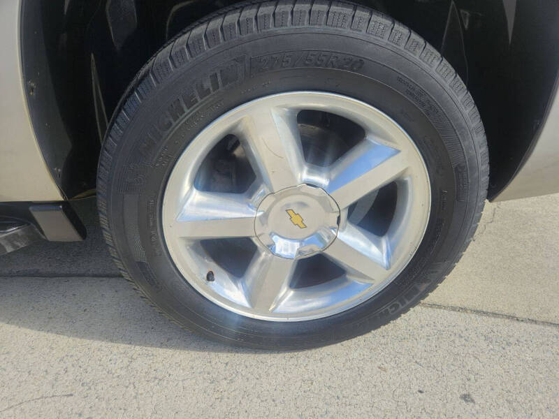 2008 Chevrolet Suburban LTZ