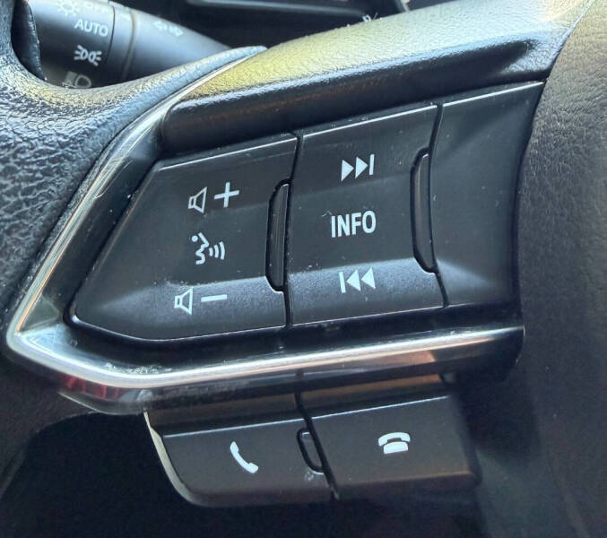 2017 Mazda MAZDA3 Sport