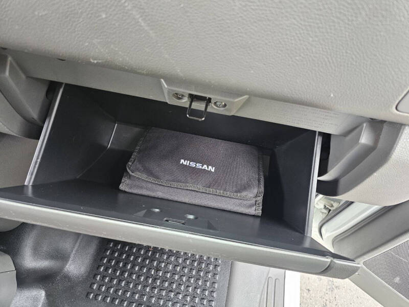 2019 Nissan NV 3500 HD SL