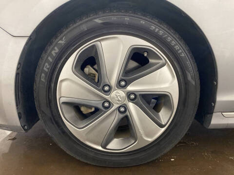 2017 Hyundai Sonata Hybrid