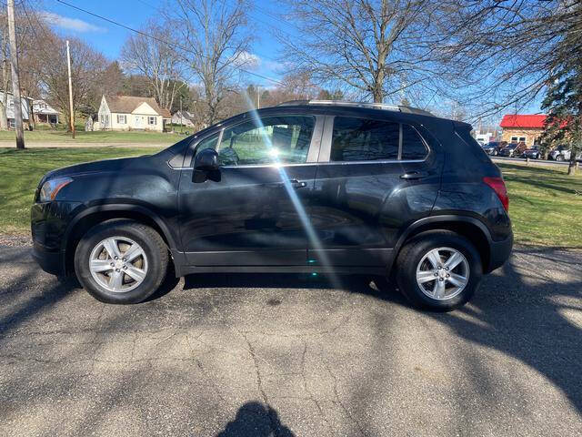 2015 Chevrolet Trax for sale at Bowlings Used Cars in Canton OH