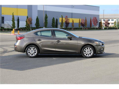 2014 Mazda MAZDA3 i Touring