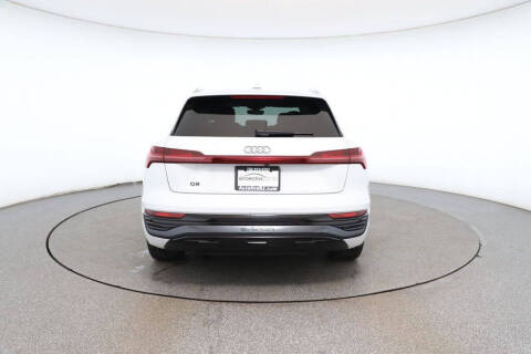 2024 Audi Q8 e-tron quattro Premium Plus