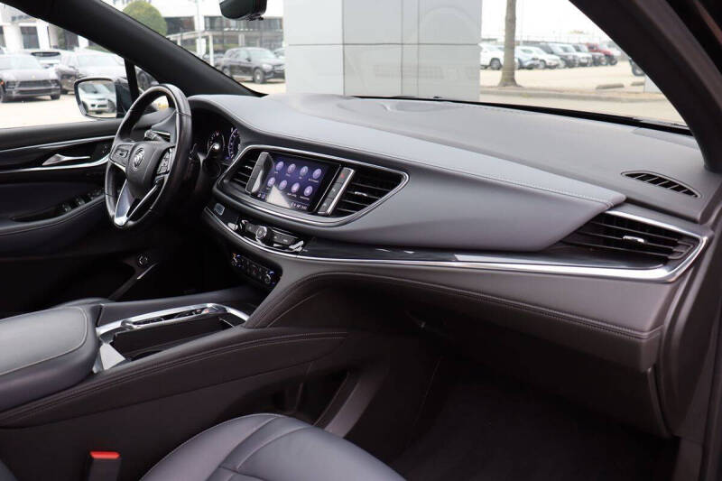 2022 Buick Enclave Premium