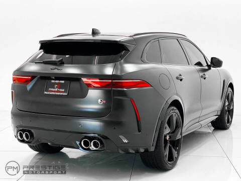 2022 Jaguar F-PACE SVR