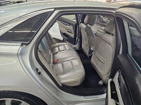 2013 Cadillac XTS Luxury Collection