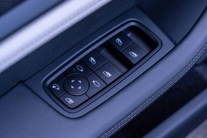 2025 Porsche Taycan GTS