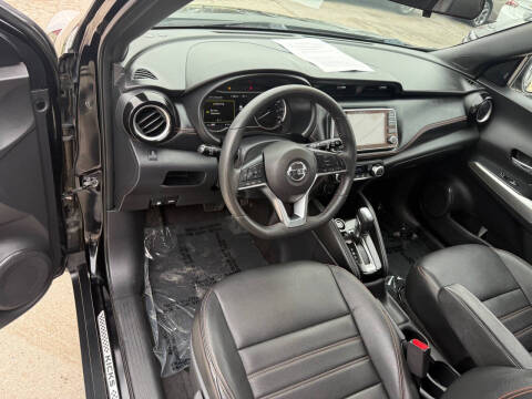 2019 Nissan Kicks SR