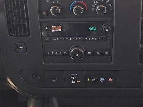 2025 Chevrolet Express 2500