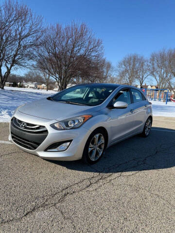 2014 Hyundai Elantra GT for sale at Revolution Auto Inc in McHenry IL