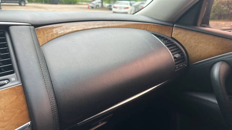 2014 Infiniti QX80