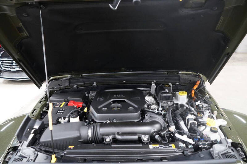 2024 Jeep Wrangler Sahara 4xe