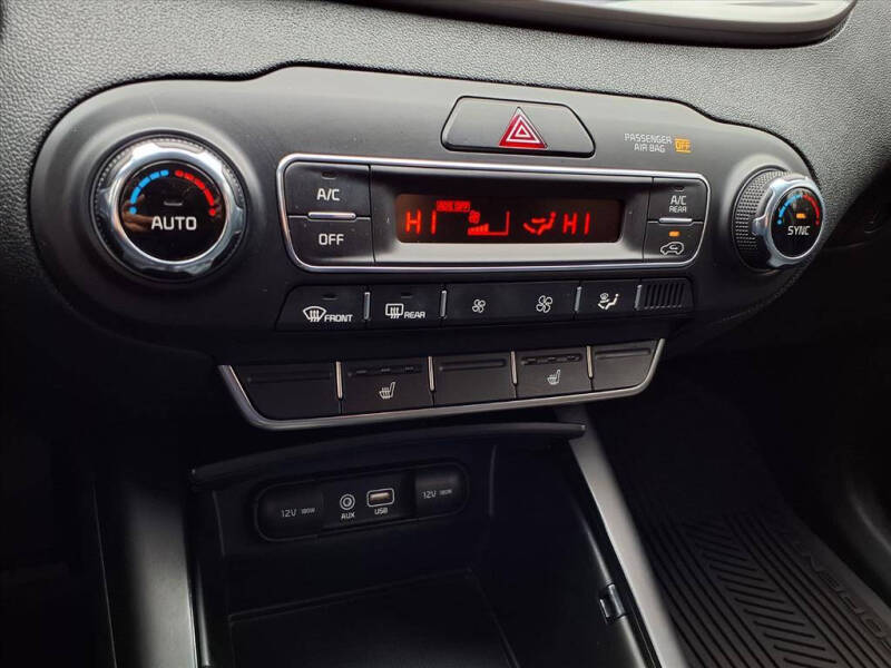 2020 Kia Sorento S V6