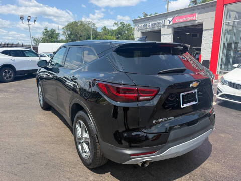 2025 Chevrolet Blazer LT