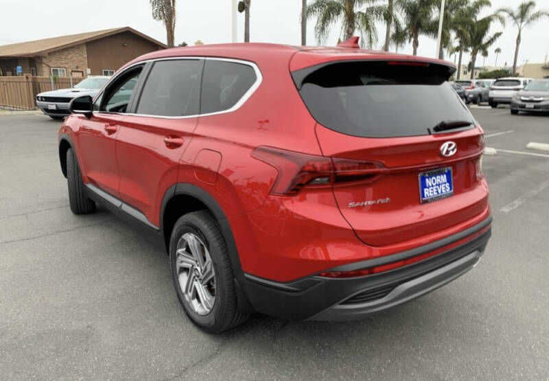 2022 Hyundai Santa Fe SE - Photo 7