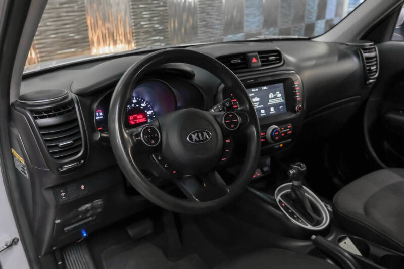 2019 Kia Soul +