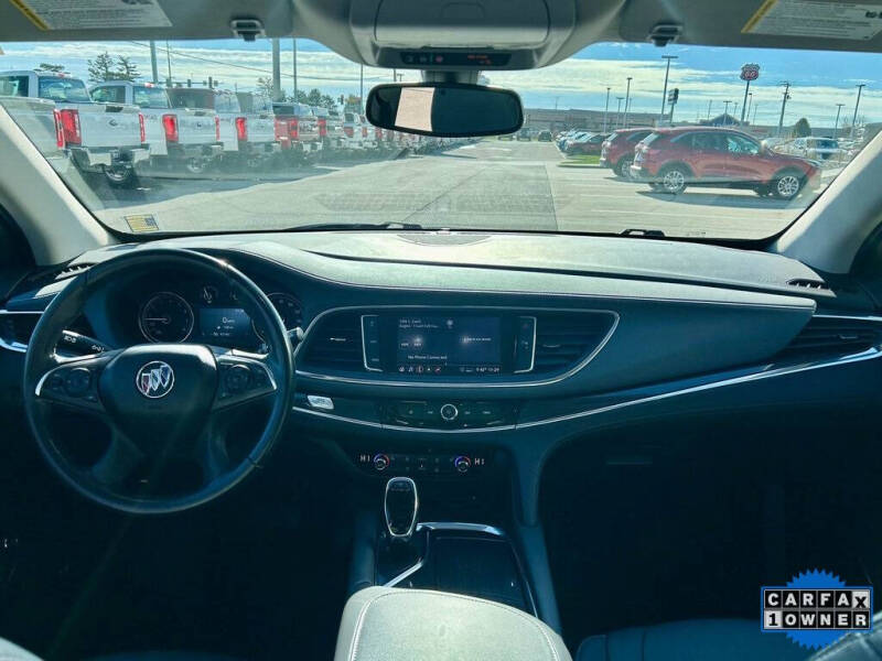 2021 Buick Enclave Essence