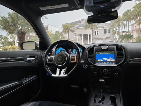 2012 Chrysler 300 SRT8