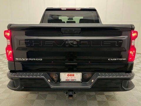 2024 Chevrolet Silverado 1500 Custom