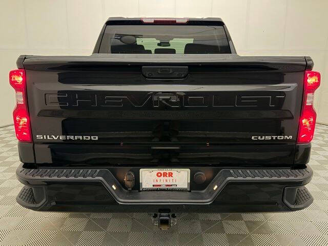 2024 Chevrolet Silverado 1500 Custom