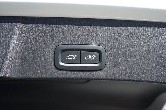 2023 Volvo XC40 Recharge Twin Ultimate