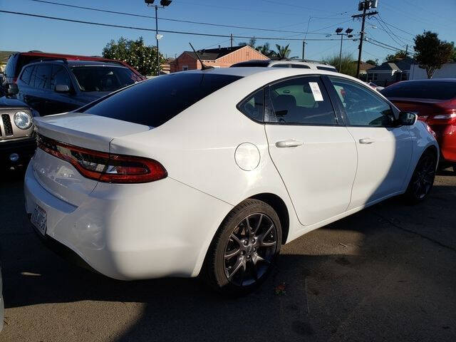 2016 Dodge Dart SE