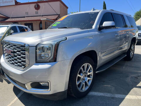 2020 GMC Yukon XL for sale at Los Primos Auto Plaza in Brentwood CA