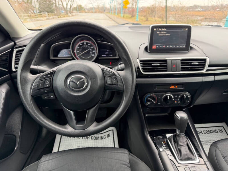 2016 Mazda MAZDA3 i Sport