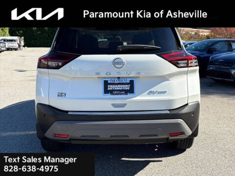 2022 Nissan Rogue SV