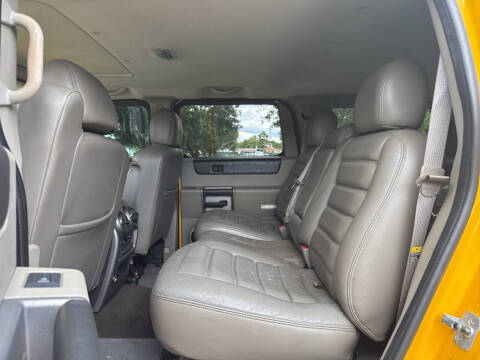 2004 HUMMER H2 Lux Series