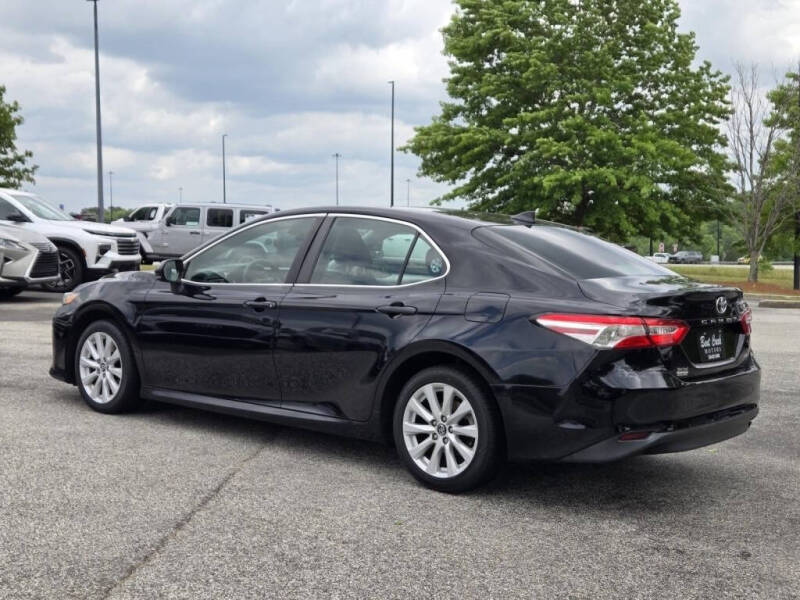 2019 Toyota Camry LE