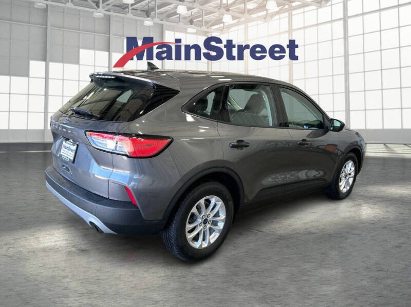 2022 Ford Escape S