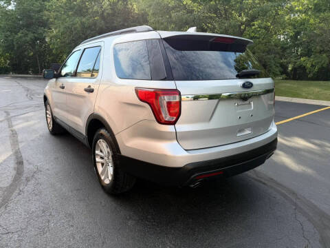 2017 Ford Explorer
