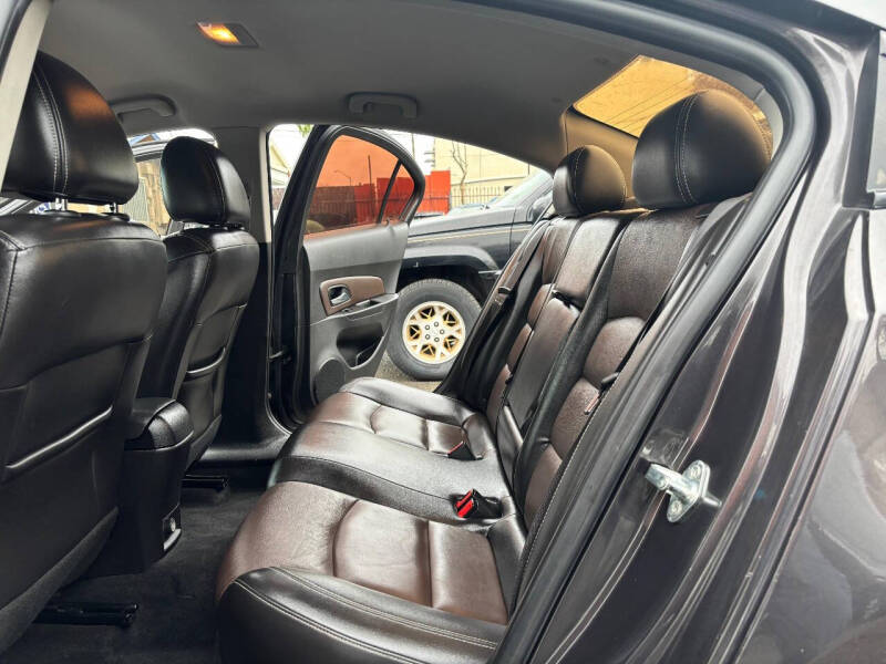 2015 Chevrolet Cruze 2LT Auto