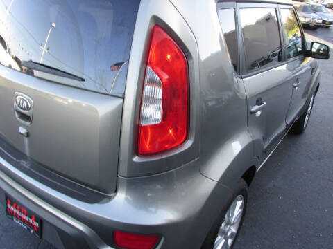 2013 Kia Soul +
