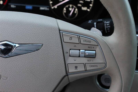 2021 Genesis G90