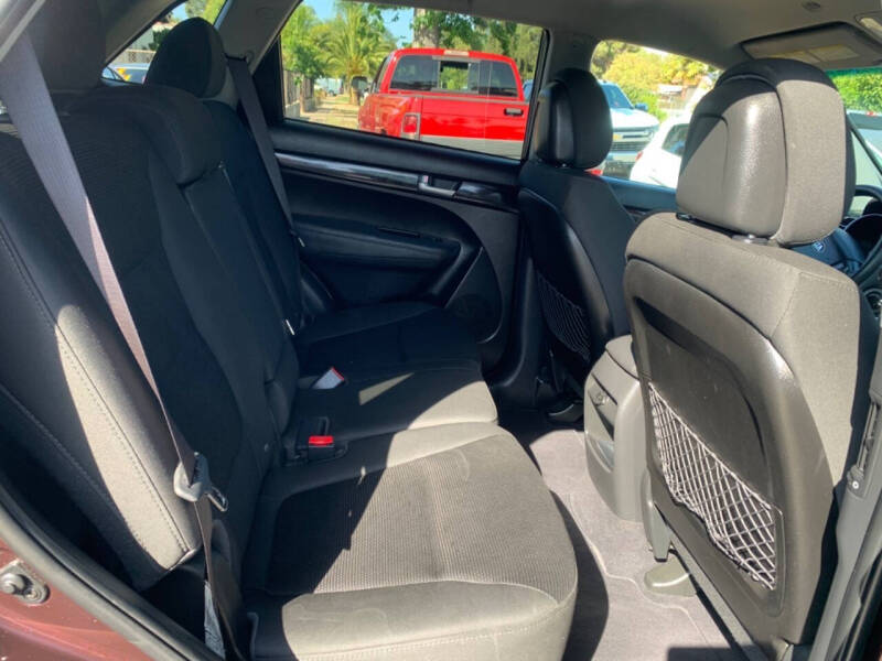 2014 Kia Sorento LX