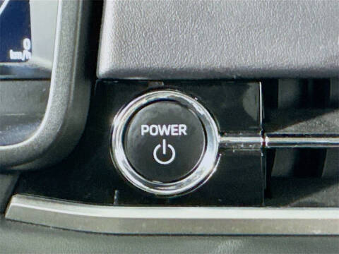 2023 Mitsubishi Outlander PHEV SE