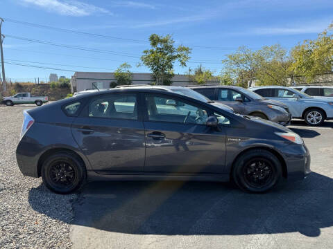 2013 Toyota Prius Three