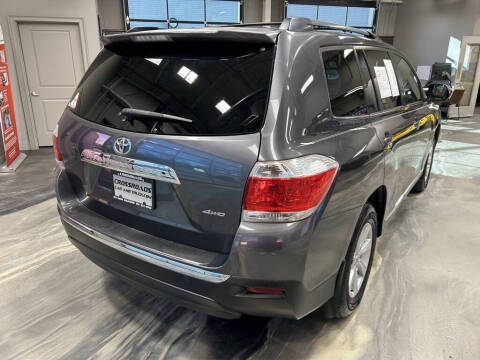 2011 Toyota Highlander SE