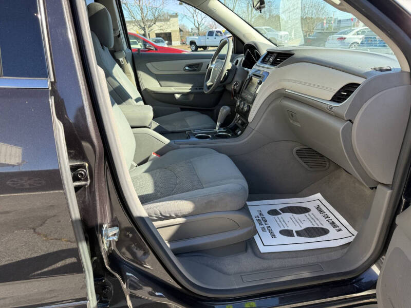 2017 Chevrolet Traverse LT