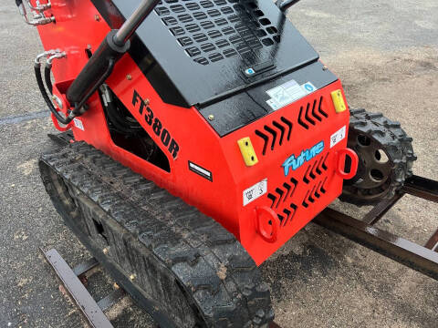 2025 FUTURE FT380R MINI SKID