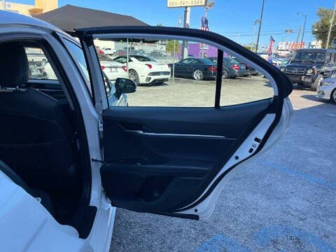 2019 Toyota Camry SE